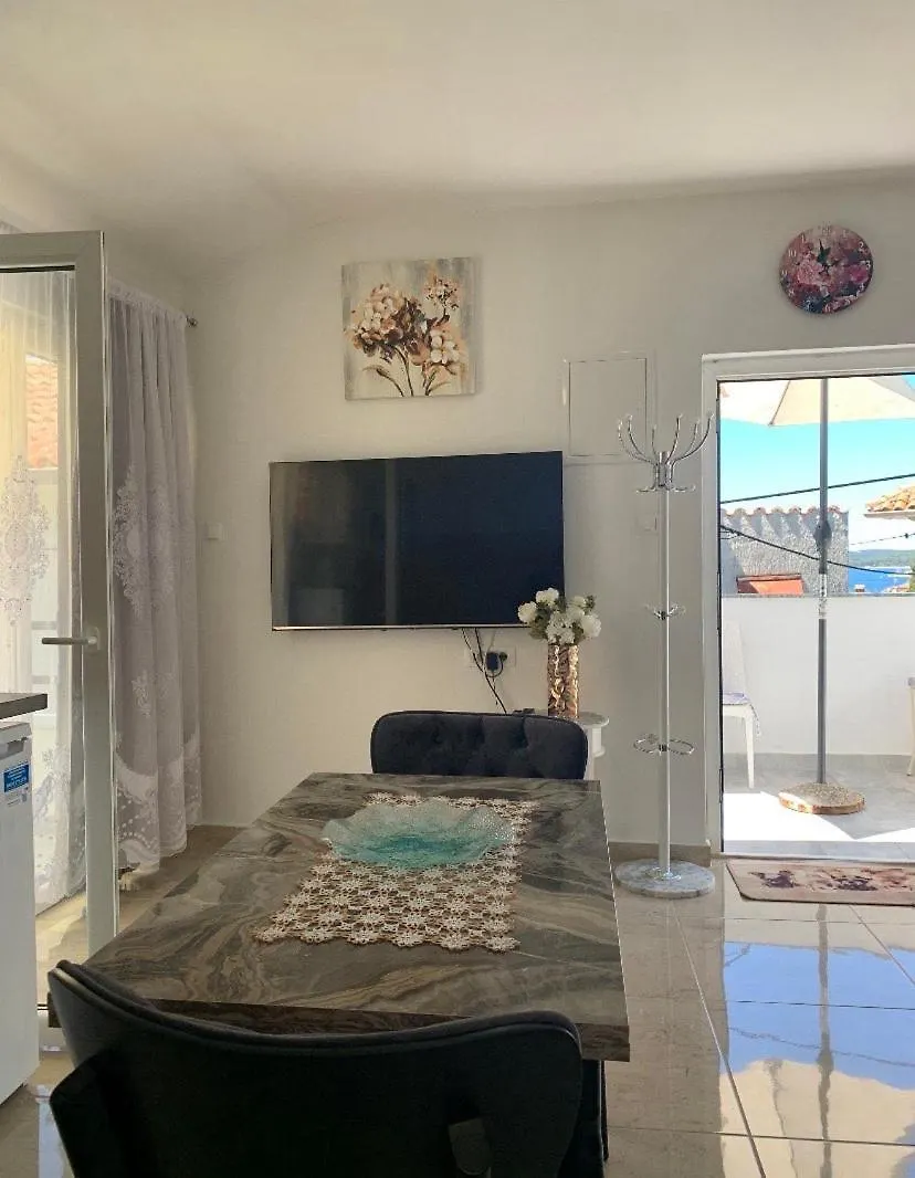 Laura Apartment Mali Losinj